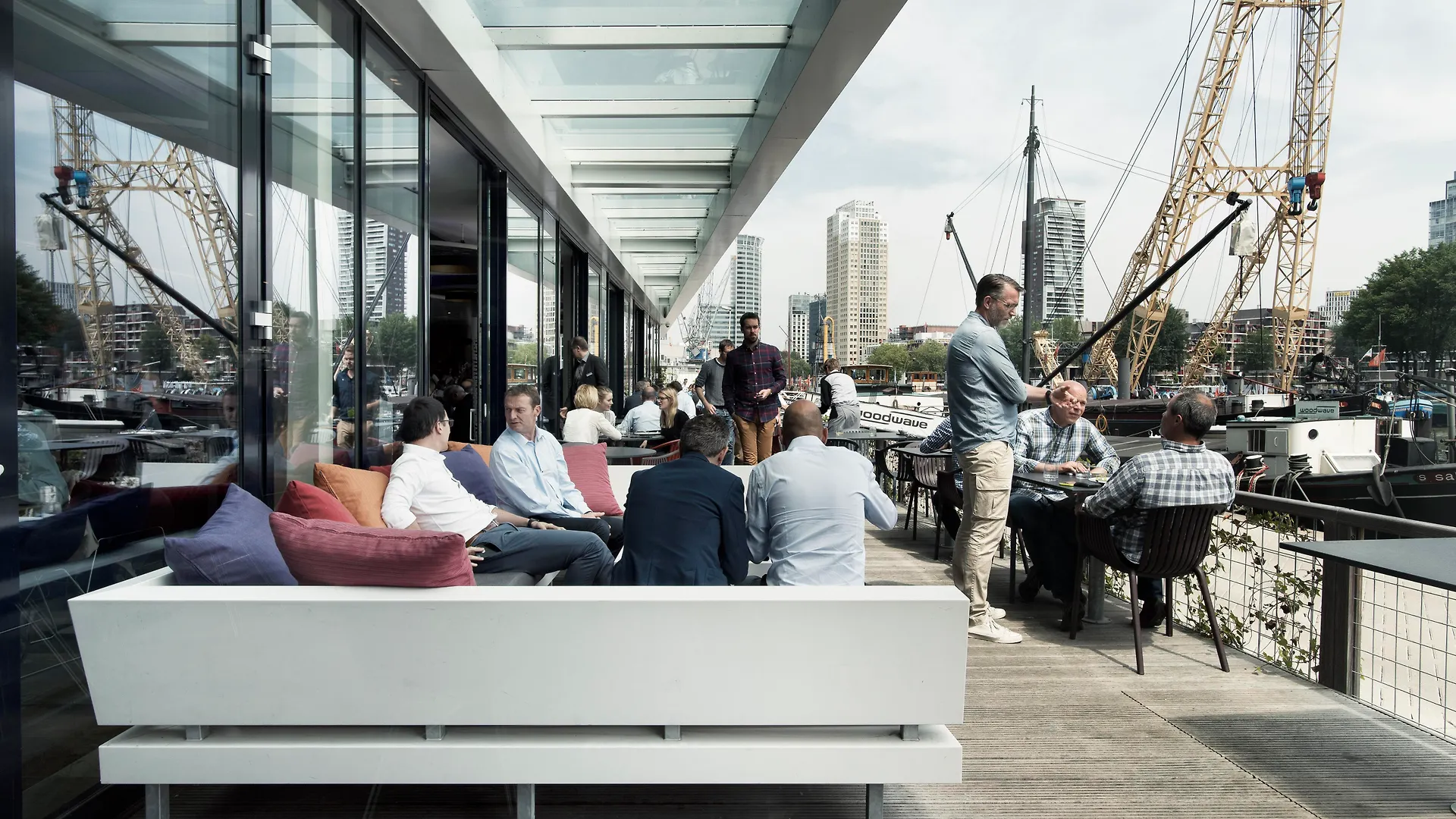 Mainport Hotel Rotterdam, A Hilton Affiliate Hotel  Rotterdam