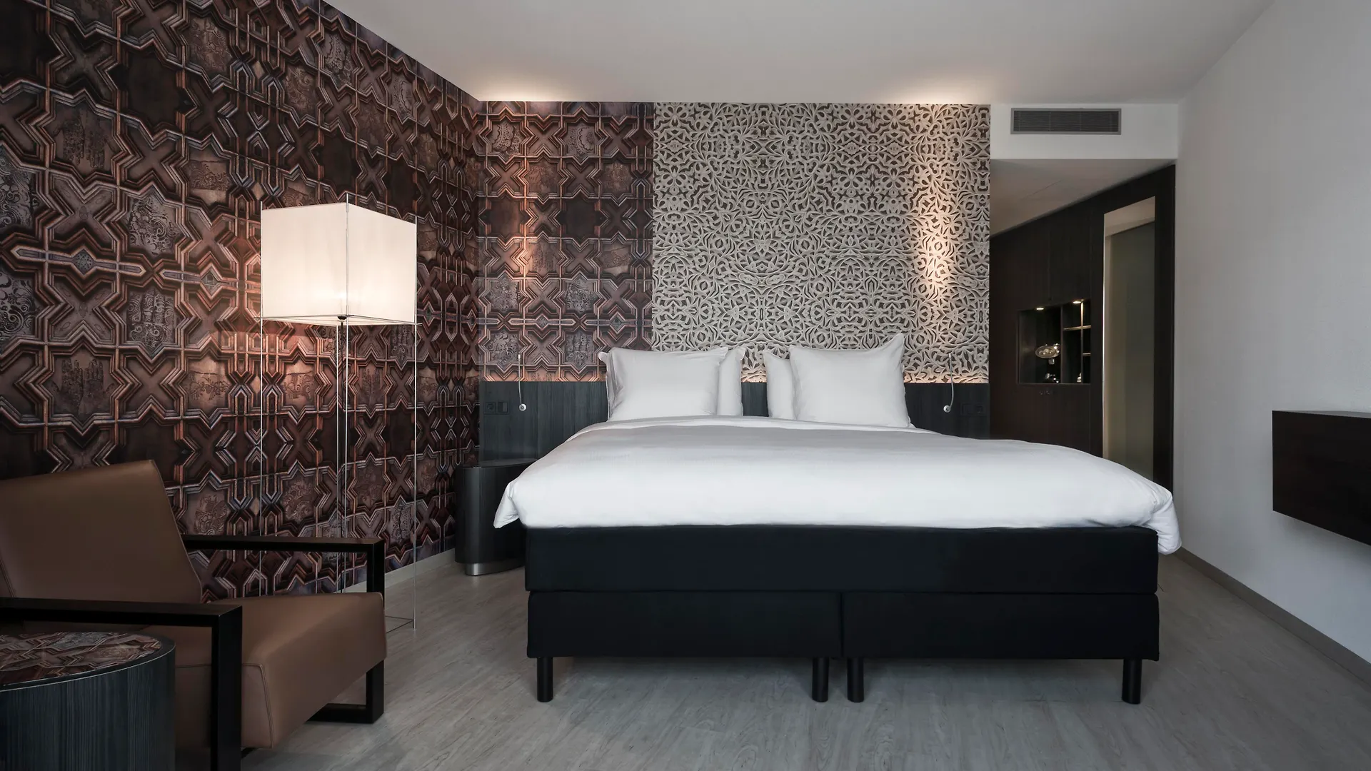 Mainport Hotel Rotterdam, A Hilton Affiliate Hotel 4*, Rotterdam Netherlands