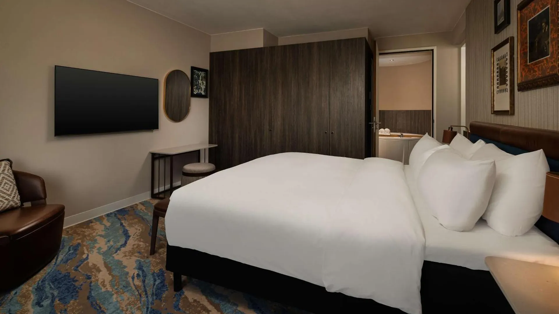 Mainport Hotel Rotterdam, A Hilton Affiliate Hotel