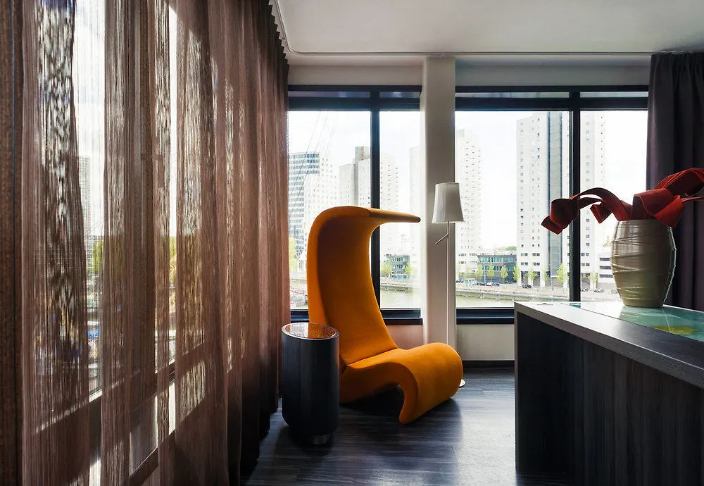 Mainport Hotel Rotterdam, A Hilton Affiliate Hotel