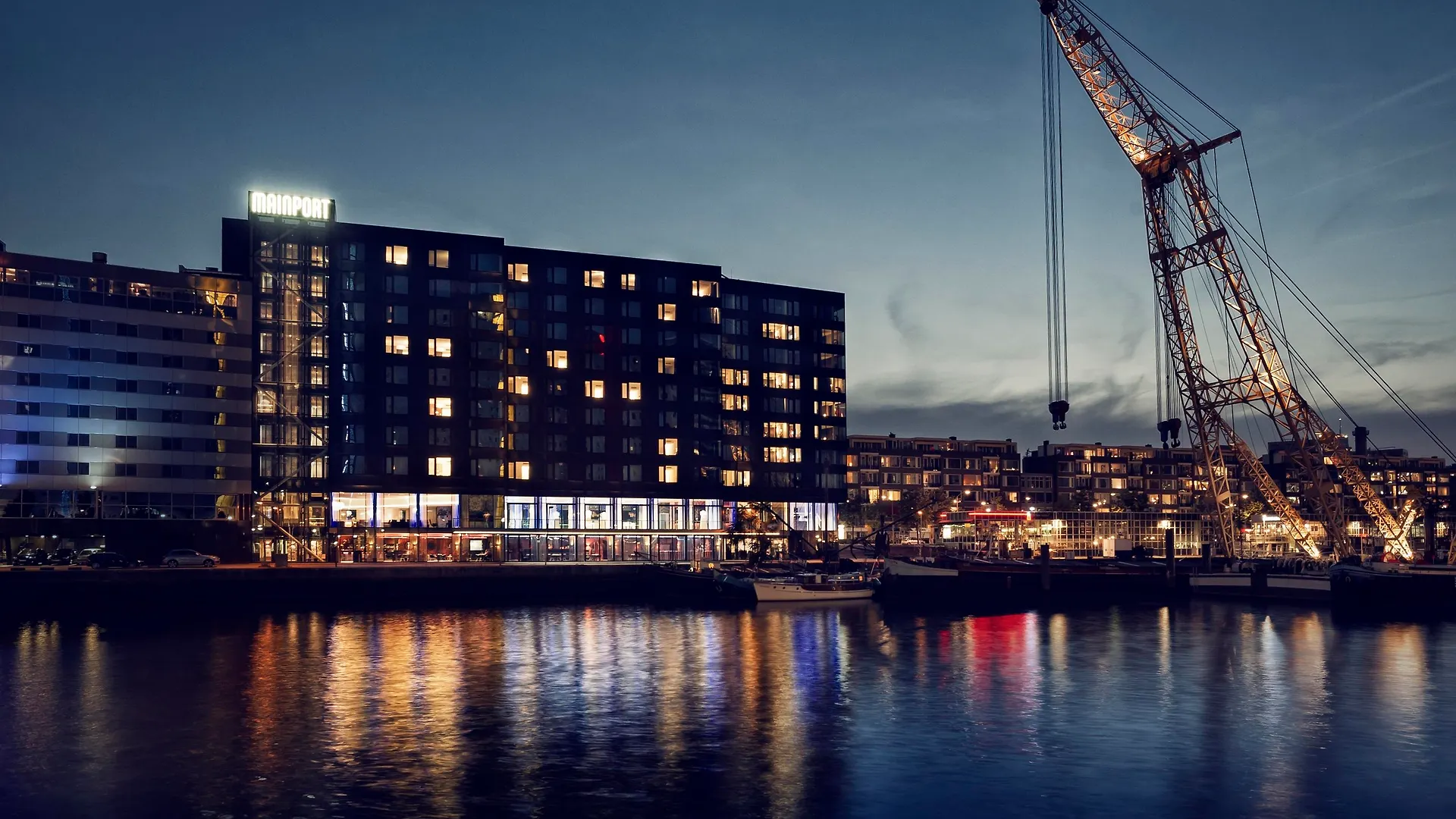 Mainport Hotel Rotterdam, A Hilton Affiliate Hotel 4*, Роттердам Нидерланды