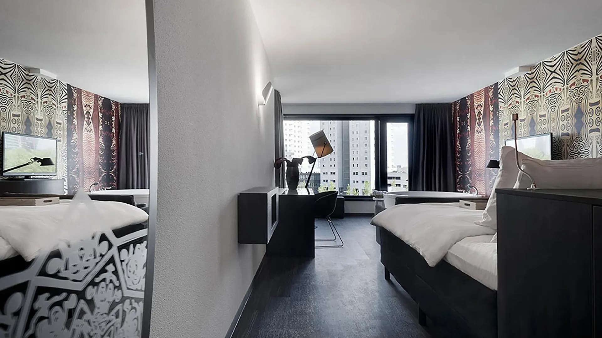 Mainport Hotel Rotterdam, A Hilton Affiliate Hotel Нидерланды
